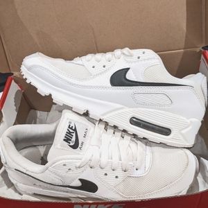 air max 90 9.5 womens white